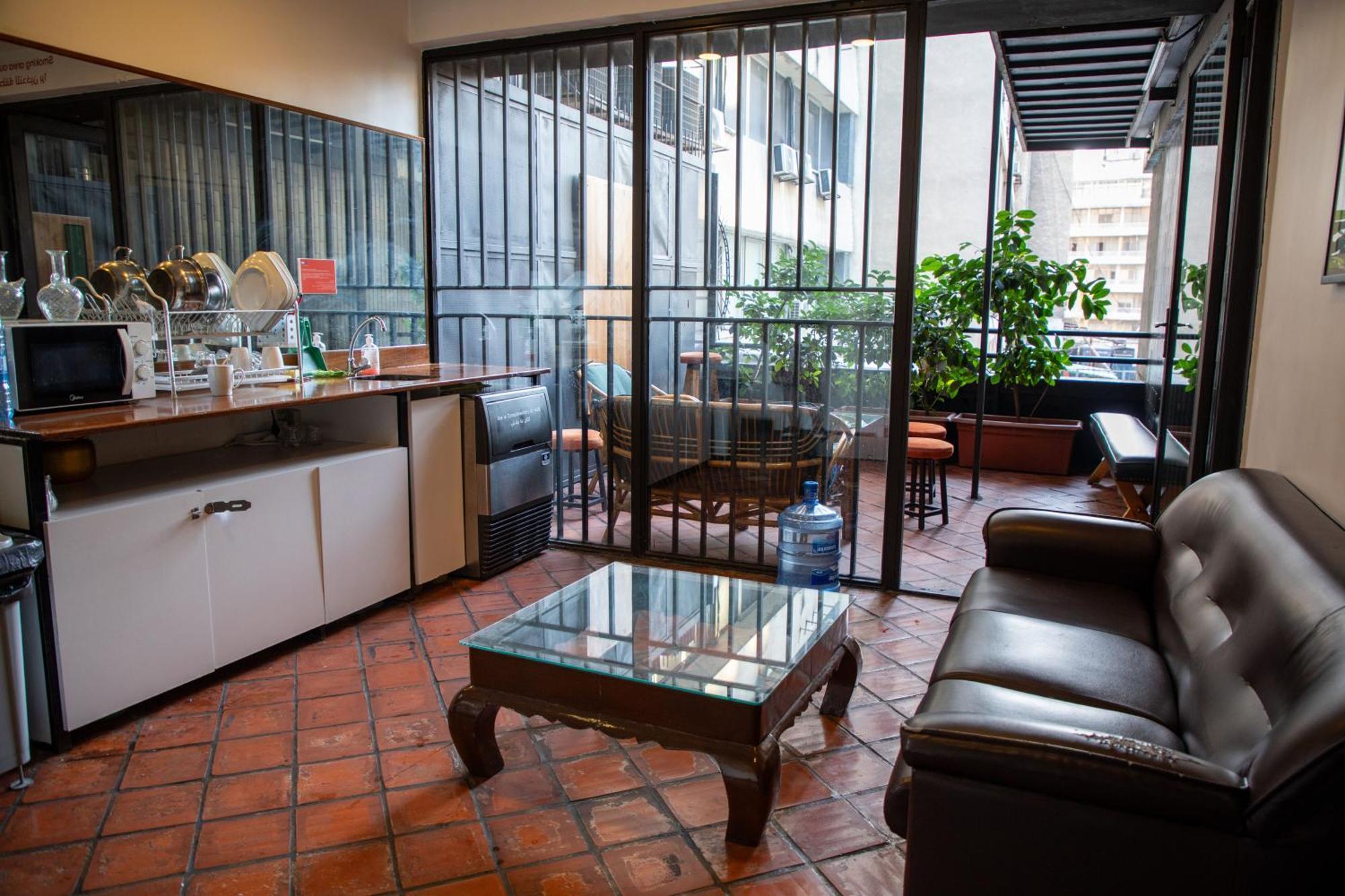 Hamra Urban Gardens Hotel Beirut Bagian luar foto